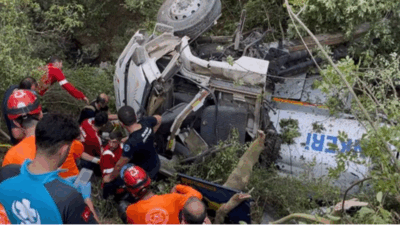 Bursa’nın Gürsu ve Kestel ilçeleri arasında günlerdir devam eden orman