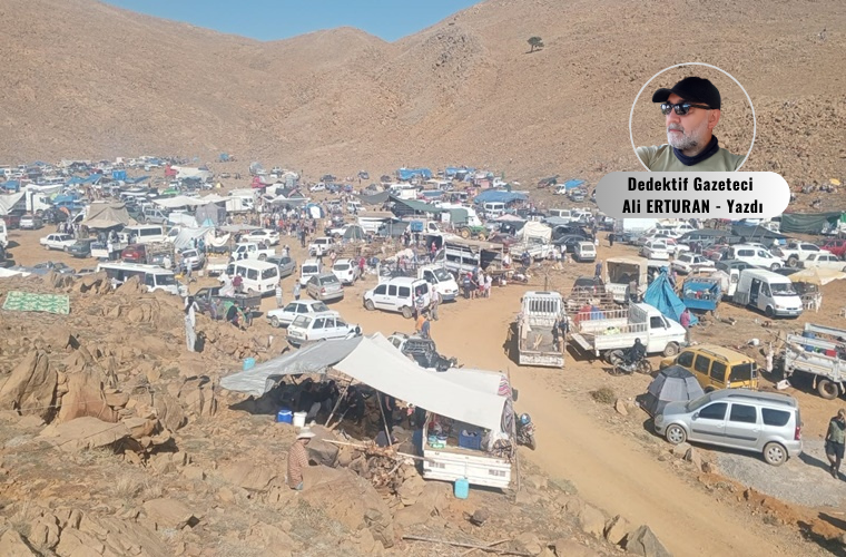 Sandıras Dağı’nın 2 bin 300 metre rakımlı Çiçekbaba Zirvesi, bu